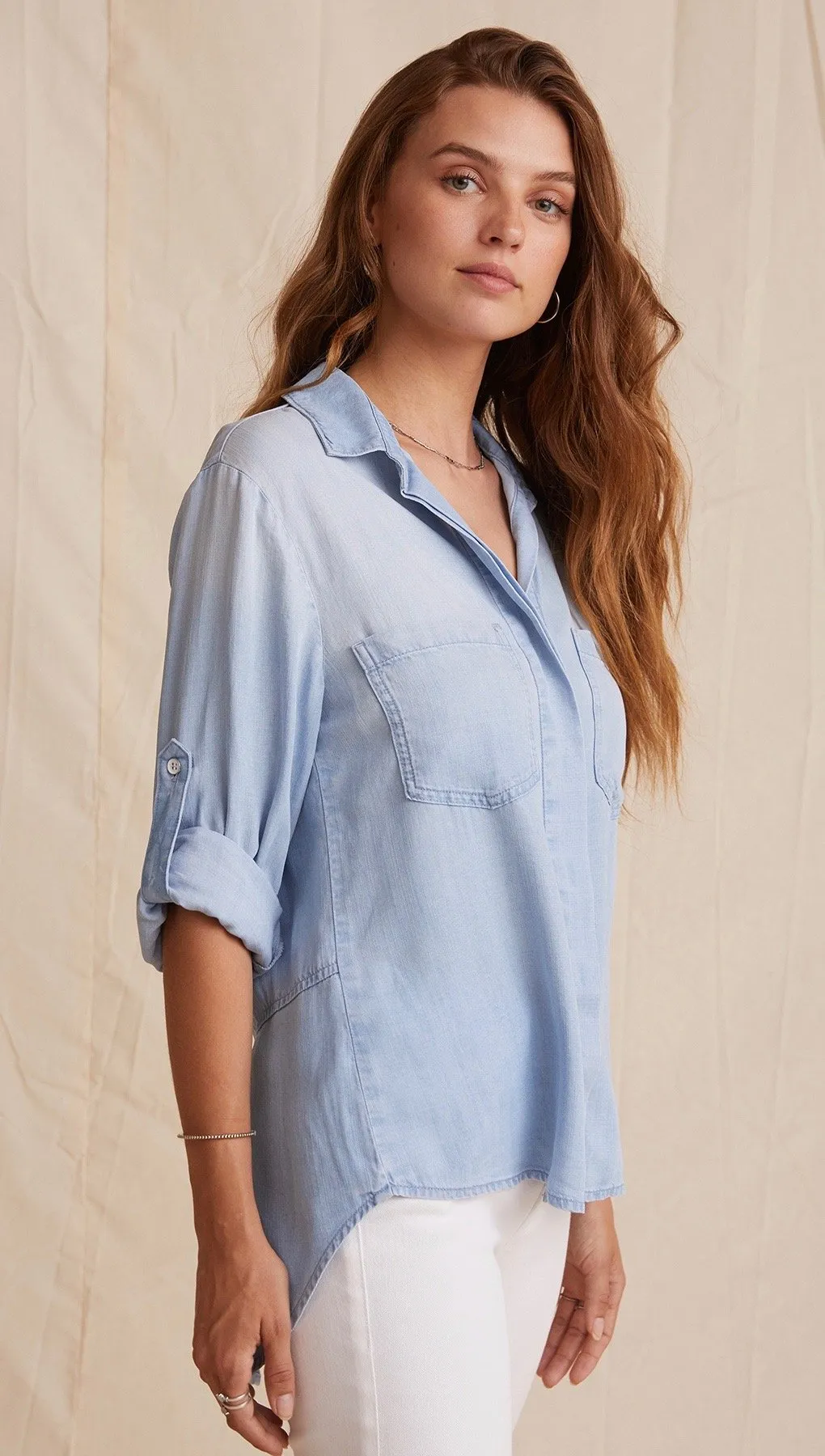 Bella Dahl Split Back Button Down Sunbleach Wash