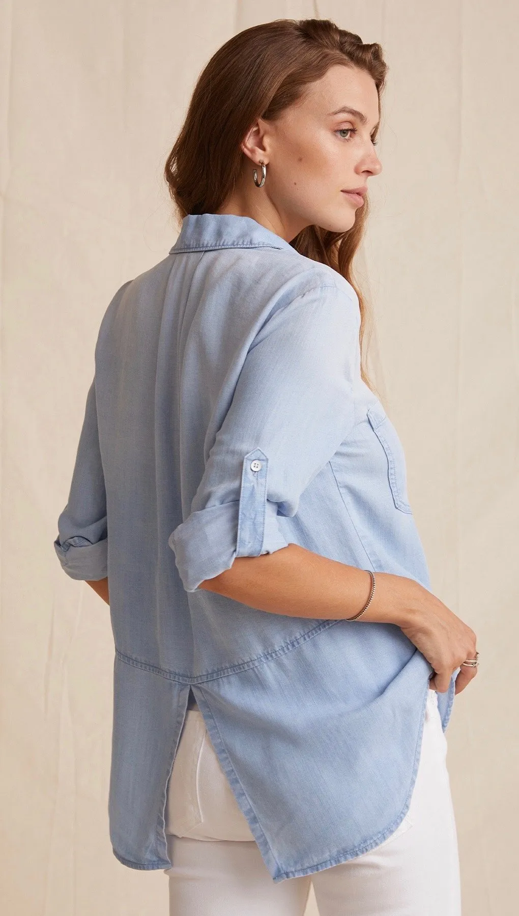 Bella Dahl Split Back Button Down Sunbleach Wash