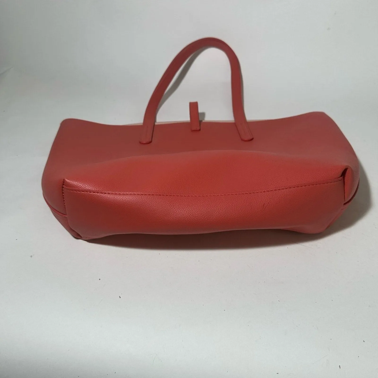 Red Trapezoid Tote Bag with Textured Finish